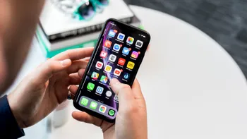 Cum să-ți faci iPhone-ul mai sigur cu câteva setări simple