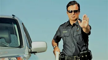 Adevărul despre poliția care te dă jos din mașină când e în misiune, așa cum ai văzut în filme