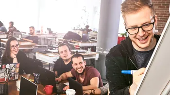 Startup-ul din România care-ți garantează un job în IT, indiferent de nivelul tău