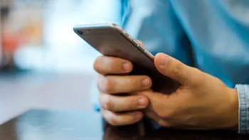 Apple se va folosi de sateliți ca să nu mai depinzi de furnizori de internet pe iPhone