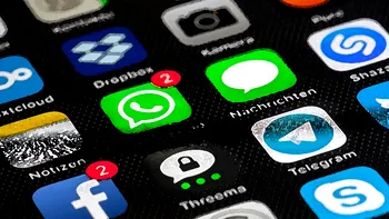 Truc pe iPhone: cum n-o să mai fii spionat de toate aplicațiile „băgăcioase”