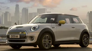 Mini Cooper SE în varianta electrică, disponibil pentru precomandă: cât costă frumusețea