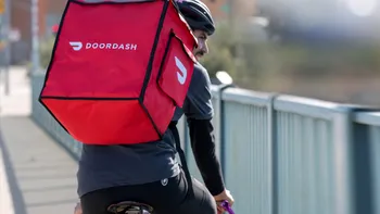 Ce se întâmplă, de fapt, cu bacșișul pe care îl oferi în aplicație celor care îți livrează mâncarea prin Uber, Glovo sau DoorDash