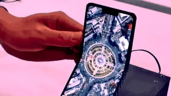 Samsung face telefonul revoluționar care amintește de cele cu clapetă