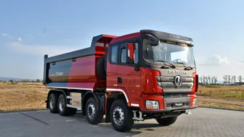 Camionul acesta e 100% făcut în România și gata pentru munca de șantier