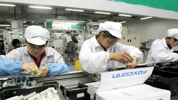 Foxconn își exploatează muncitorii ilegal, pentru iPhone 11: Apple a confirmat gravitatea situației