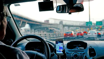 Povestea româncei care s-a lovit la cap în Uber: de ce a cerut despăgubiri de 25.000 de euro