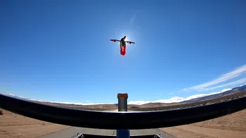 De ce ai lansa drone cu tunul: poate cea mai spectaculoasă demonstrație