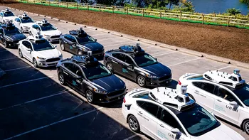 Uber strânge cureaua în vremuri de criză: de ce își vinde divizia de mașini autonome
