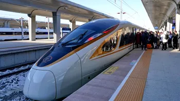 Trenurile noi din China ar putea să nu mai ajungă niciodată în România: ce s-a întâmplat cu licitația de miliarde