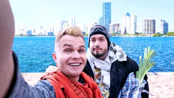 VIDEO Interviul din care afli ce-i cu filmul Miami Bici: „Noi suntem un tsunami (în cinemaul românesc)”