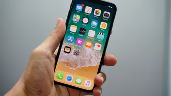 Apple îți va afișa reclame pe iPhone, în locul în care nu ai vrea niciodată să le vezi