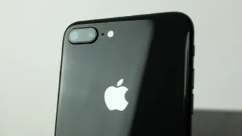 Apple a anulat cea mai importantă lansare: cel mai ieftin iPhone e amânat