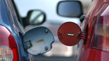 Surpriză totală pentru cei cu mașini pe benzină și diesel. Anunțul oficial de la autorități