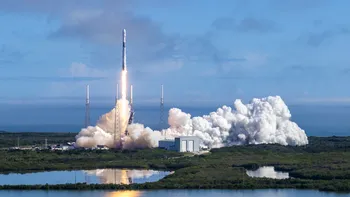 Elon Musk umple cerul de sateliți, dar SpaceX a avut și un eșec mare