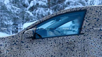 FOTO Noua Dacia Sandero, din nou pe străzile din România: cum a fost surprinsă