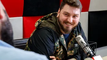 Micutzu, în topul celor mai populare podcasturi din lume, pe listă cu Joe Rogan, Mike Tyson și nu numai
