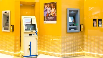 Anunțul pentru românii cu cont la cea mai mare bancă: se întâmplă în toate sucursalele