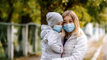 România, prima la ”tinere” mame: cifrele șocante care îți arată nevoia educației sexuale
