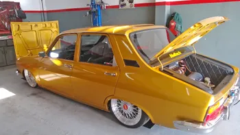 Transformare incredibilă pentru Dacia 1300: cum o faci electrică și mergi aproape gratis