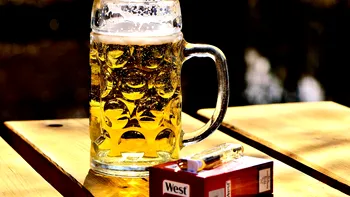 România mai puțin sănătoasă: mâncare semipreparată, alcool și țigări, în topul produselor