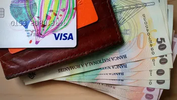 Decizia pentru cei care au cont sau card bancar. Ce trebuie să știi despre cea mai utilă hotărâre a Guvernului