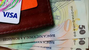 Vestea excepțională pentru românii care au cont bancar: se întâmplă cu zeci de mii de clienți