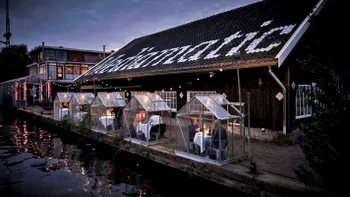 Taxa de coronavirus introdusă în restaurantele din Europa: de ce nu o vom vedea în România