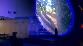 VIDEO A creat ”mașina timpului”, pentru a-și retrăi trecutul, iar tehnologia nu e atât de complexă