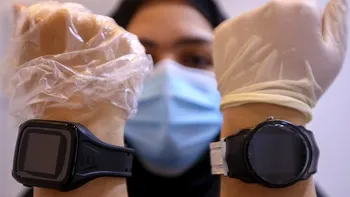 Gadgetul banal pe care îl porți cu tine și care ar putea detecta infectarea cu noul virus