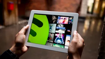 Spotify se pregătește să devină o alternativă la Netflix, dar începe cu ceva simplu