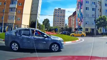 VIDEO Dacia o ține la secret, dar acum a fost surprinsă în trafic. Românii o așteaptă cu sufletul la gură