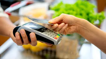 Toți românii care au card și cont bancar trebuie să afle: se întâmplă în țara noastră în plină criză