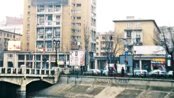 Scârțâie ușile la programul 