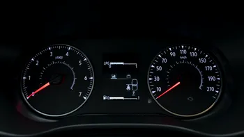 VIDEO Cât de bine stau pe șosea noile Dacia Sandero și Sandero Stepway și cât consumă