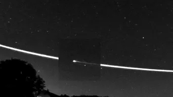 VIDEO Ceva ce nu vezi în fiecare zi: meteoritul care s-a 