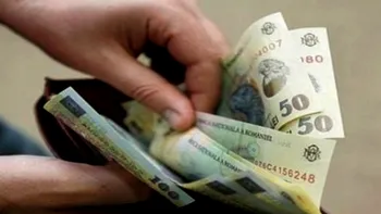 Cine s-a înghesuit la banii acordații de stat în pandemie: suma se ridică la 2.000 de euro 