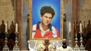 Blogger, programator și sfânt, la doar 15 ani: cine a fost Carlo Acutis, beatificat de Papa Francisc