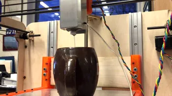 Cum poți folosi o imprimantă 3D să fabrici ciocolată acasă