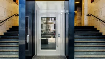 Primul lift anticovid este creat de ingineri români. Cum funcționează și de ce e util