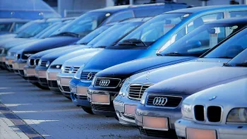 Mașini de la ANAF, la prețuri de pomană: îți iei Audi sau Passat cu câteva mii de lei