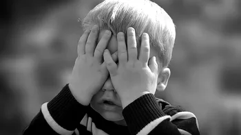 Cum se transmit traumele din copilărie de-a lungul generațiilor