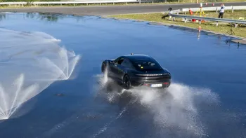 VIDEO Porsche Taycan intră în Cartea Recordurilor cu cea mai spectaculoasă performanță