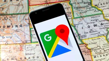 Google Maps îți permite acum să plătești pentru parcare și călătorii direct în aplicație
