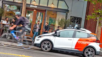 Microsoft intră în prima linie pentru dezvoltarea mașinilor autonome: ce parteneri are