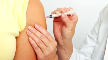 Străinii aflați în România se vor putea programa la vaccinare: tot ce trebuie să știi