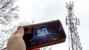 Cum au ajuns unii oameni să cumpere protecție împotriva falsului pericol 5G