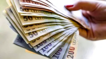 S-a aflat fix înainte de Crăciun: românii pot lua bani de la stat. Care e sistemul și cine se califică?