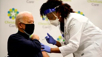 VIDEO Joe Biden, vaccinat în direct împotriva coronavirus: noul președinte are 78 de ani