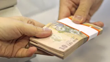 Românii muncesc degeaba: câți rămân săraci, după fiecare salariu, comparativ cu Europa